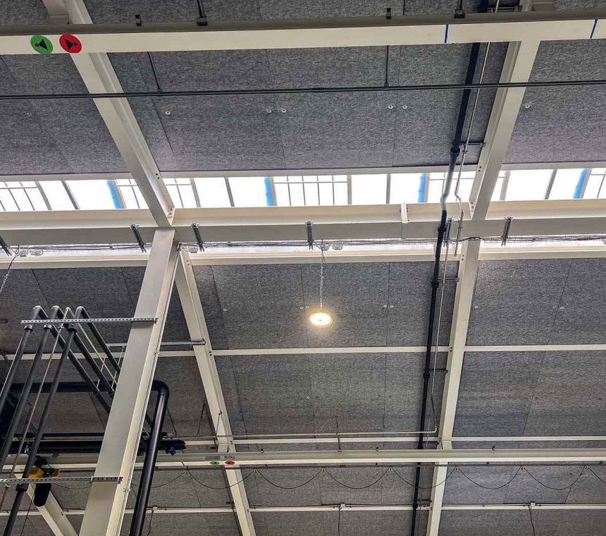 Surovon V8 2000x1400 klein