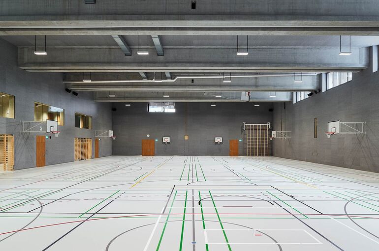 Turnhalle 09 1